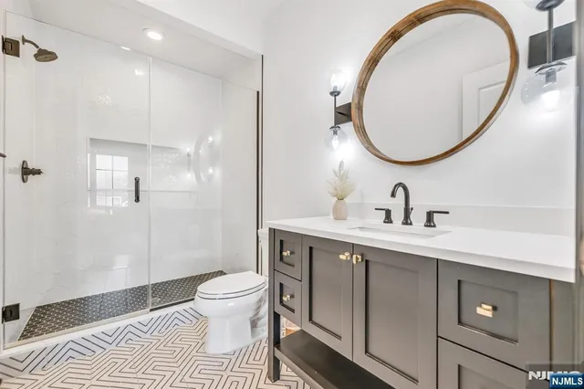 $2,499,995 | 37 Glenfair Road, Glen Rock, NJ 07452