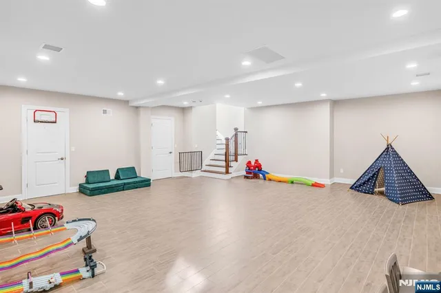 $2,499,995 | 37 Glenfair Road, Glen Rock, NJ 07452