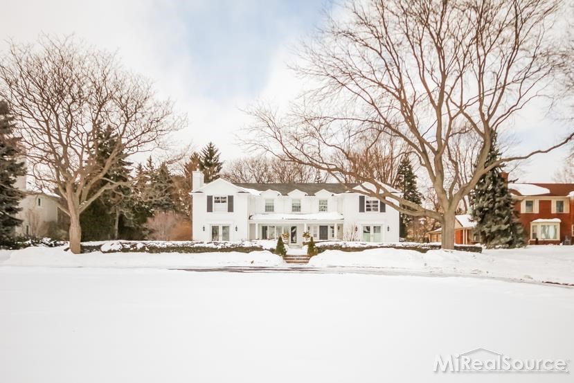 571 Lake Shore Road Grosse Pointe Shores, MI 48236 - Photo 39 of 43