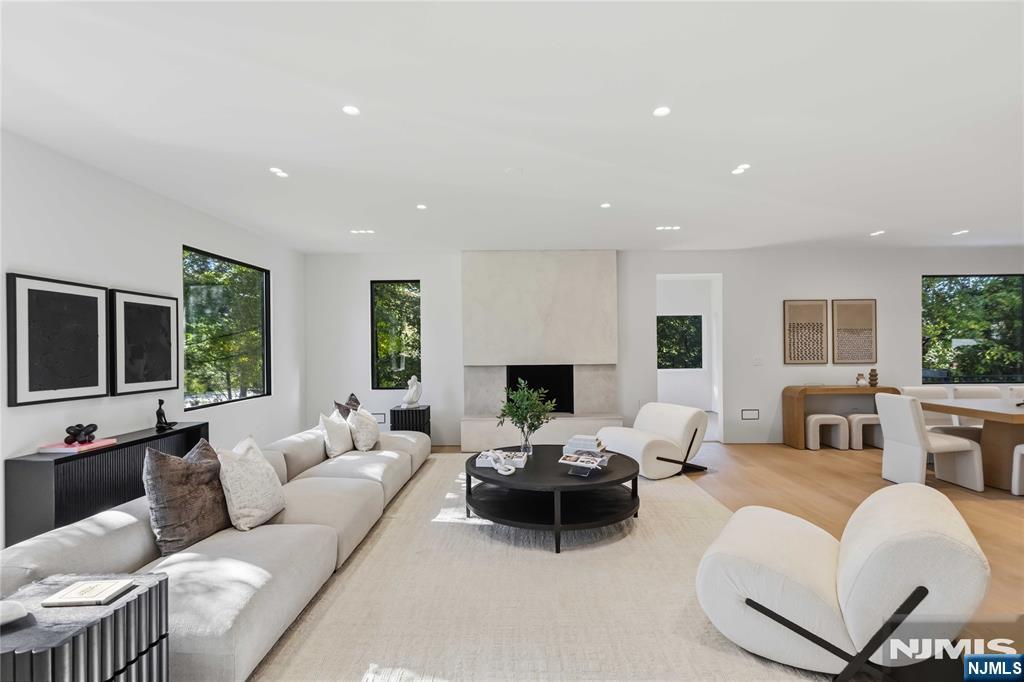589 Piermont Road Demarest, NJ 07627 - Photo 12 of 41 Gallery Image 12