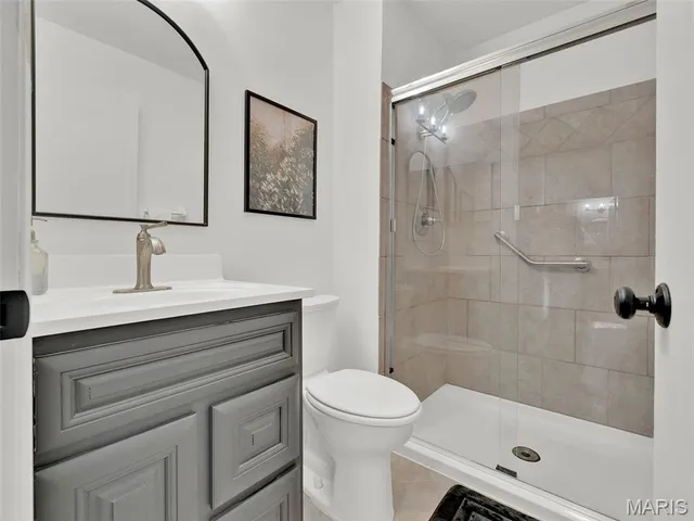 $150,000 | 1231 Creve Coeur Crossing Lane, Unit J, Chesterfield, MO 63017