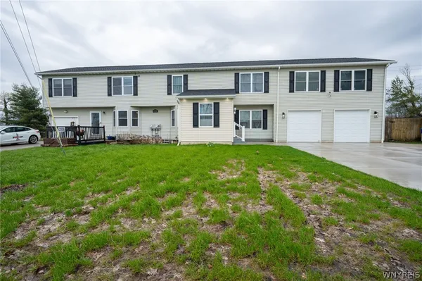$489,999 | 5233 Scranton Road, Hamburg, NY 14075