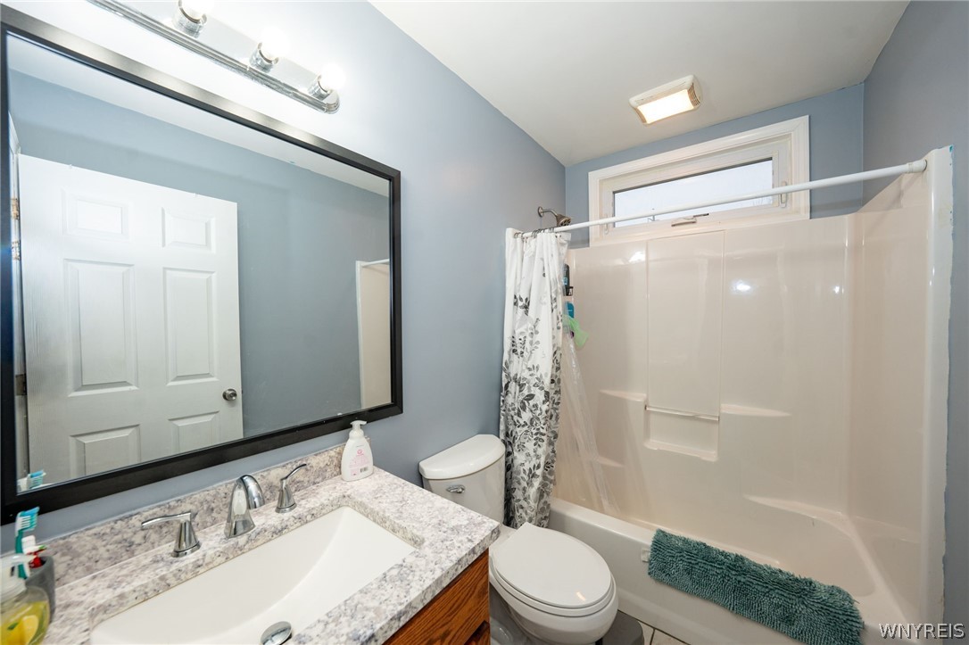 5233 Scranton Road Hamburg, NY 14075 - Photo 16 of 50