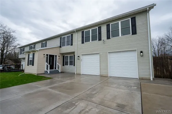 $489,999 | 5233 Scranton Road, Hamburg, NY 14075