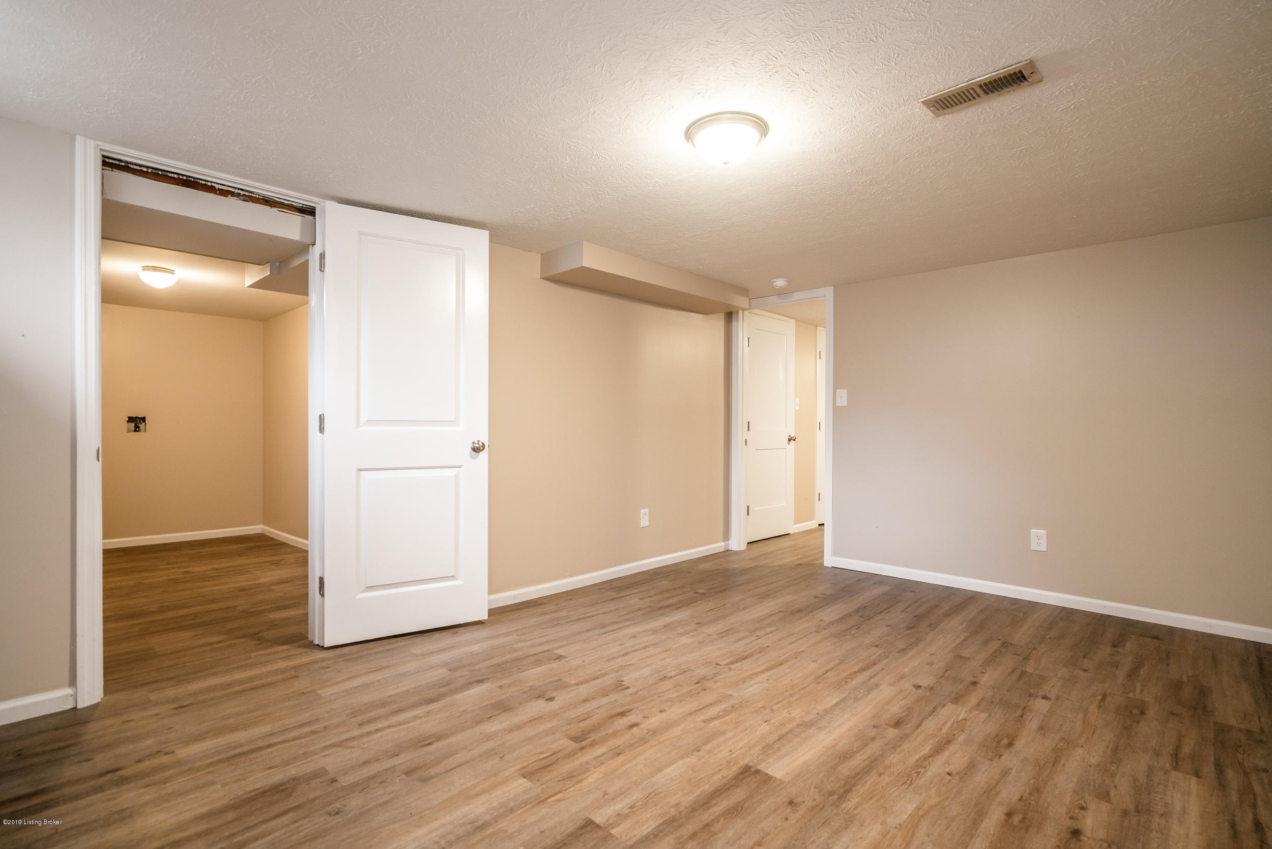 5804 Billtown Road Louisville, KY 40299 - Photo 40 of 54 5804 Billtown Rd-56