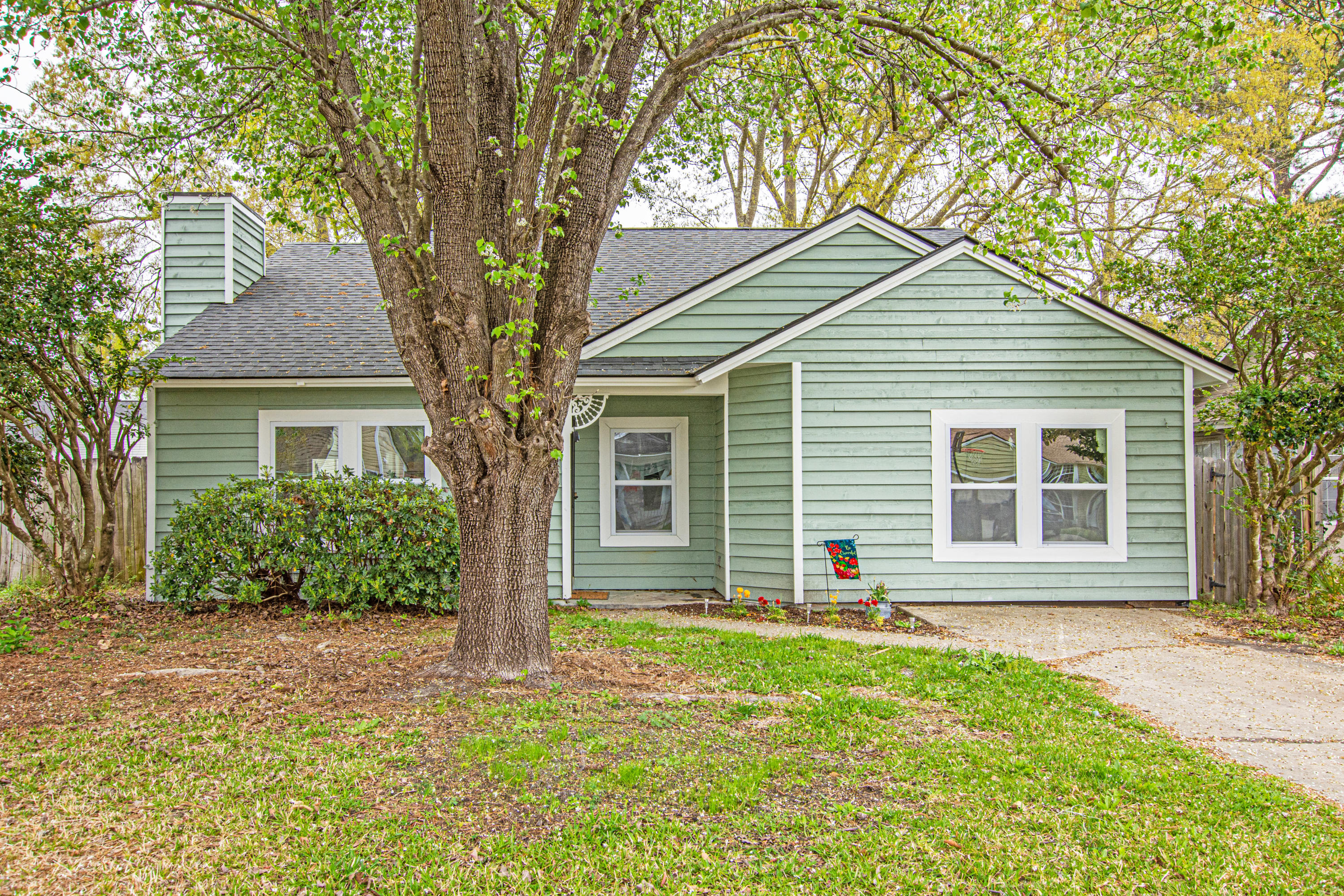108 Coventry Road Summerville, SC 29486 - Photo 2 of 34 front 3