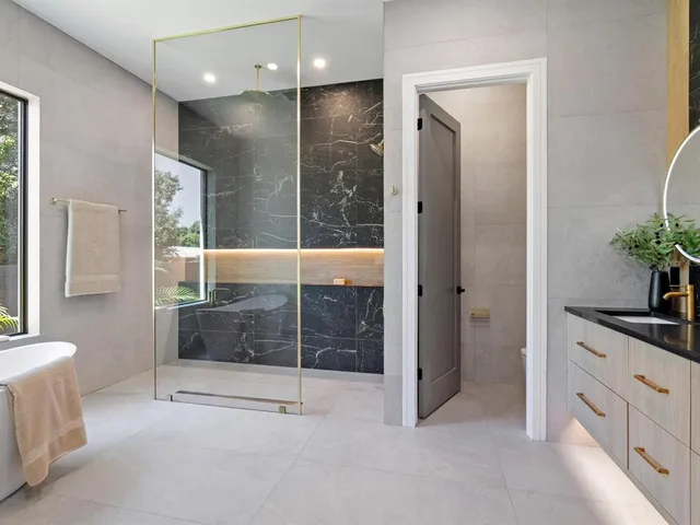 $15,000 | 2467 Hyde Park Street, Sarasota, FL 34239