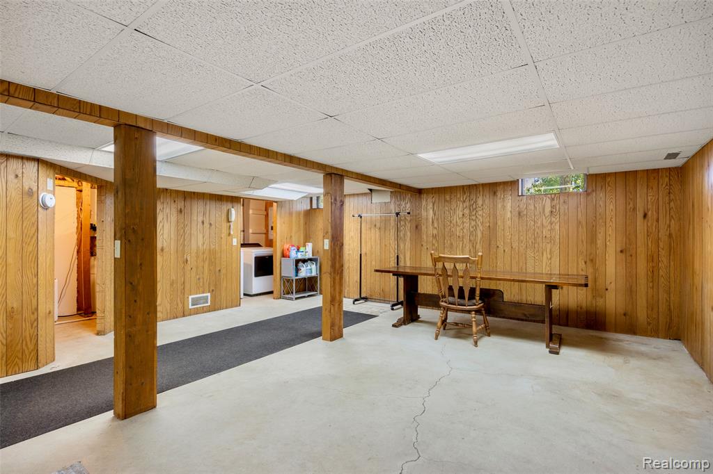595 North Cedar Road Fowlerville, MI 48836 - Photo 30 of 75