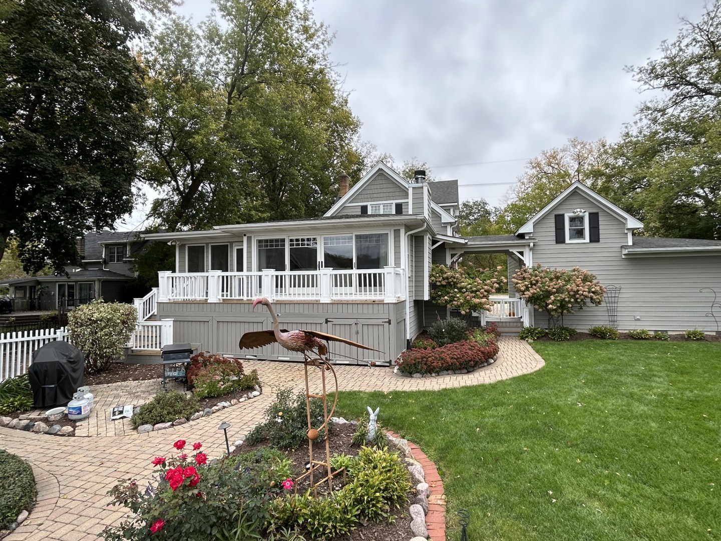 1719 Riverside Avenue St. Charles, IL 60174 - Photo 3 of 25 Gallery Image 3