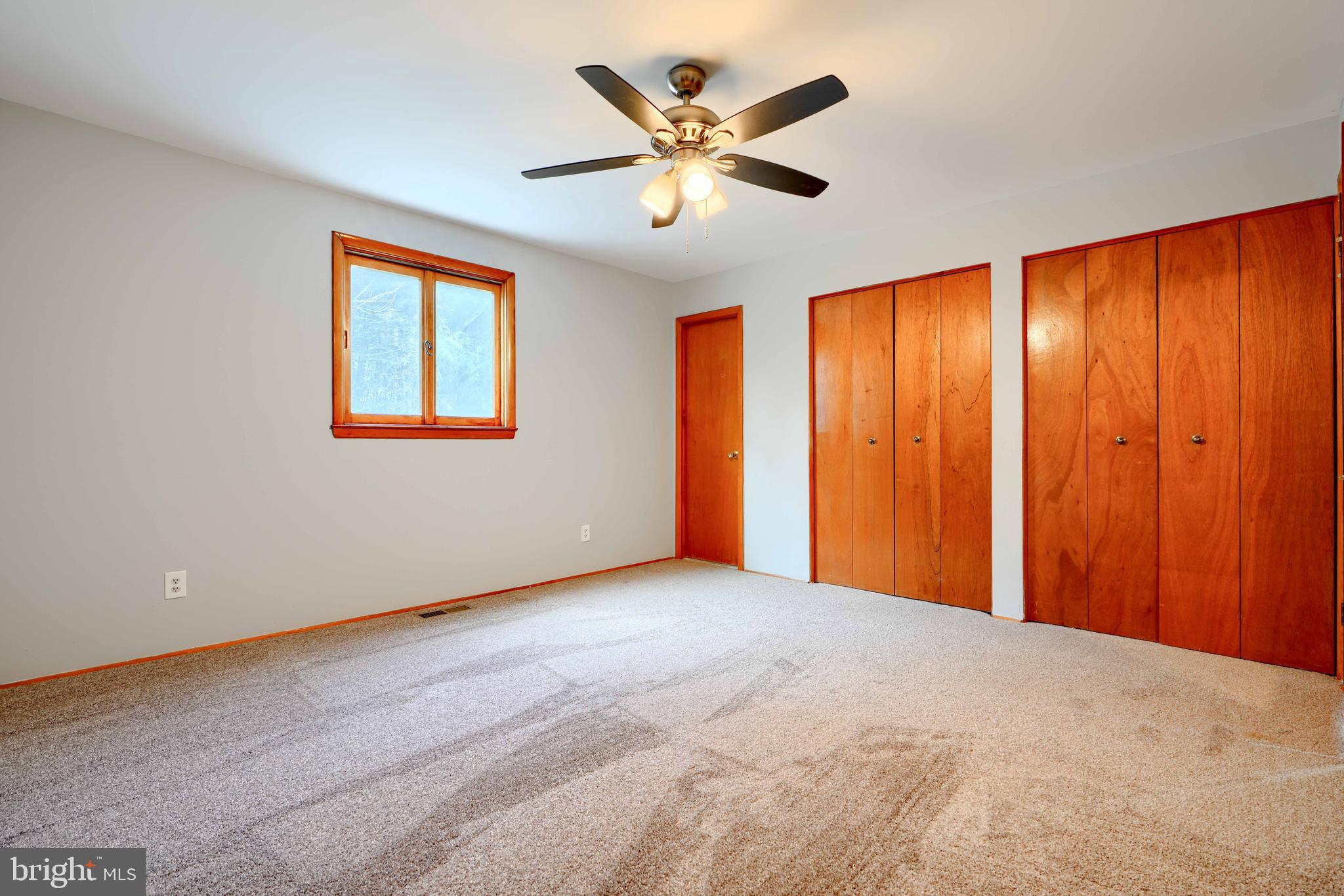 4425 Wynn Road Baltimore, MD 21236 - Photo 26 of 39 a view of an empty room with a window