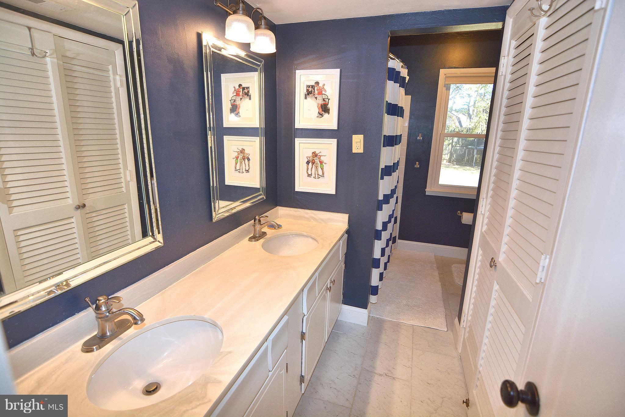 1808 Roxboro Place Crofton, MD 21114 - Photo 18 of 29 Bath