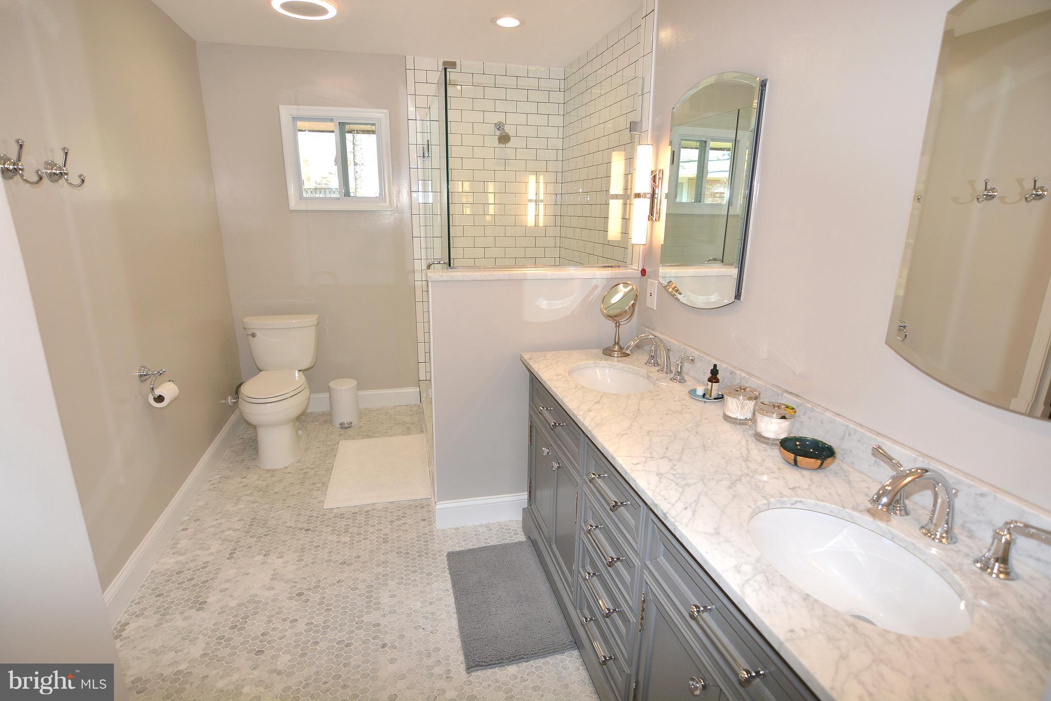 1808 Roxboro Place Crofton, MD 21114 - Photo 24 of 29 Bath (Master)