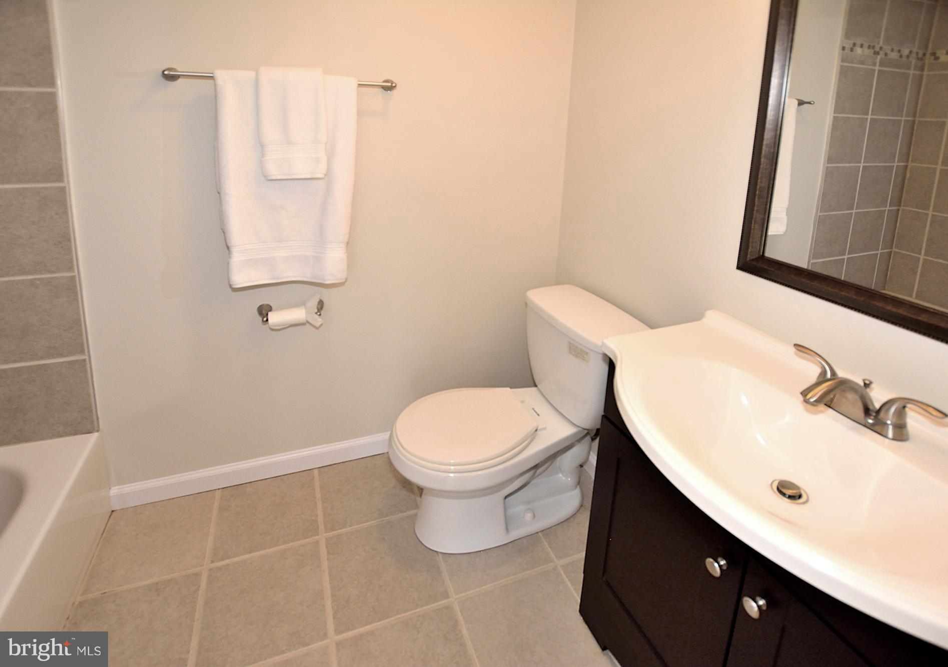 2101 Glencourse Lane Reston, VA 20191 - Photo 17 of 28 Renovated master bathroom