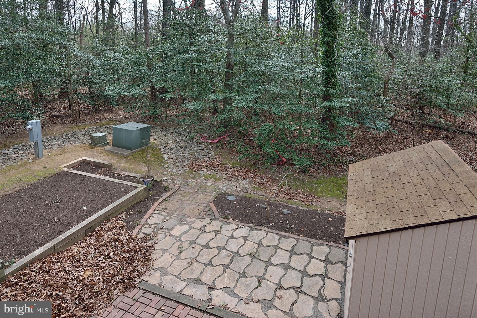 2101 Glencourse Lane Reston, VA 20191 - Photo 26 of 28 Great patio area!