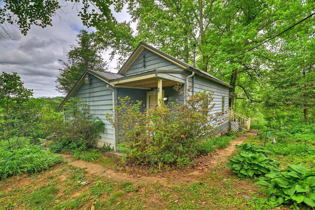 142 1st Street Copperhill, TN 37317 - Photo 6 of 24