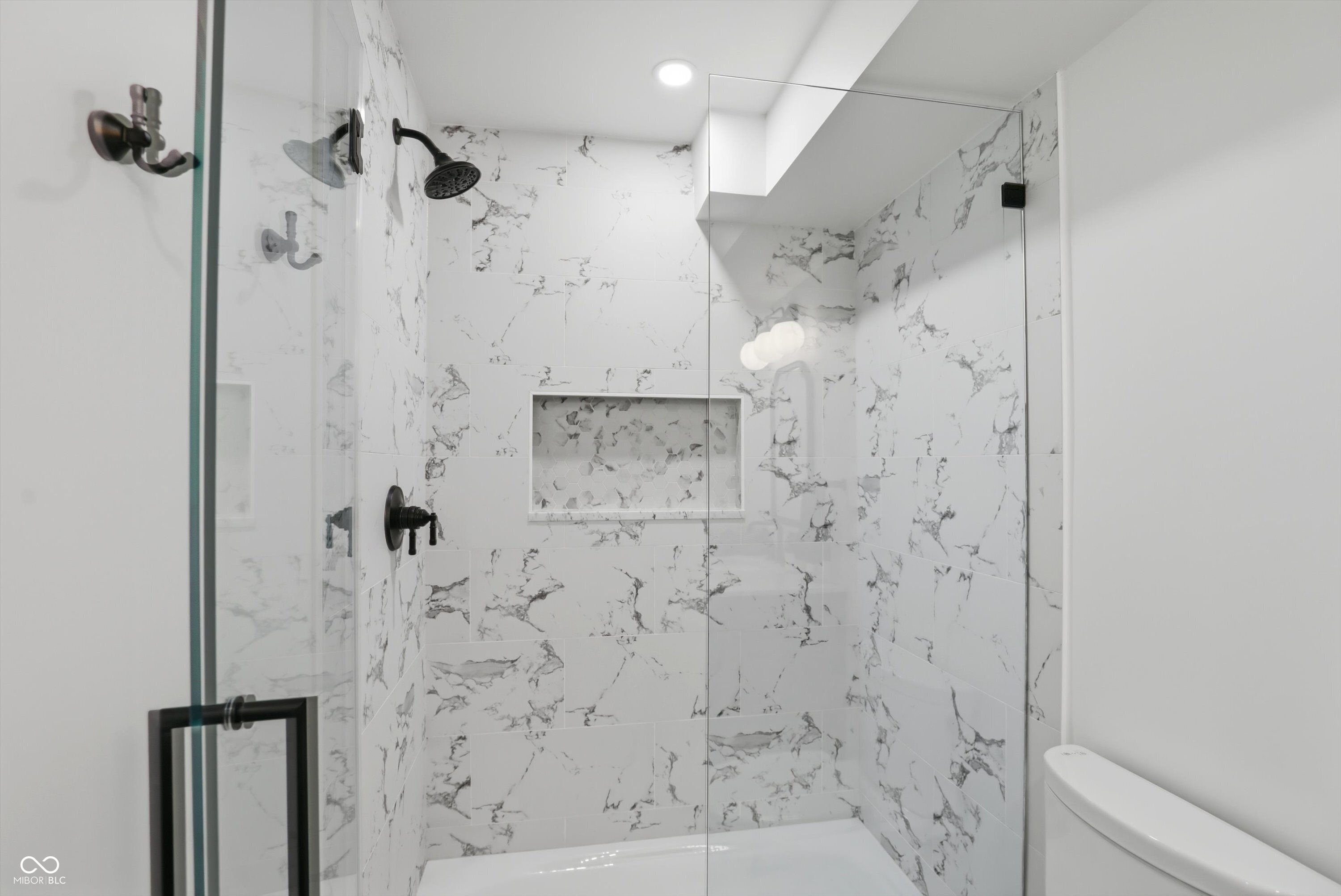 723 North Cleveland Street Indianapolis, IN 46202 - Photo 16 of 70