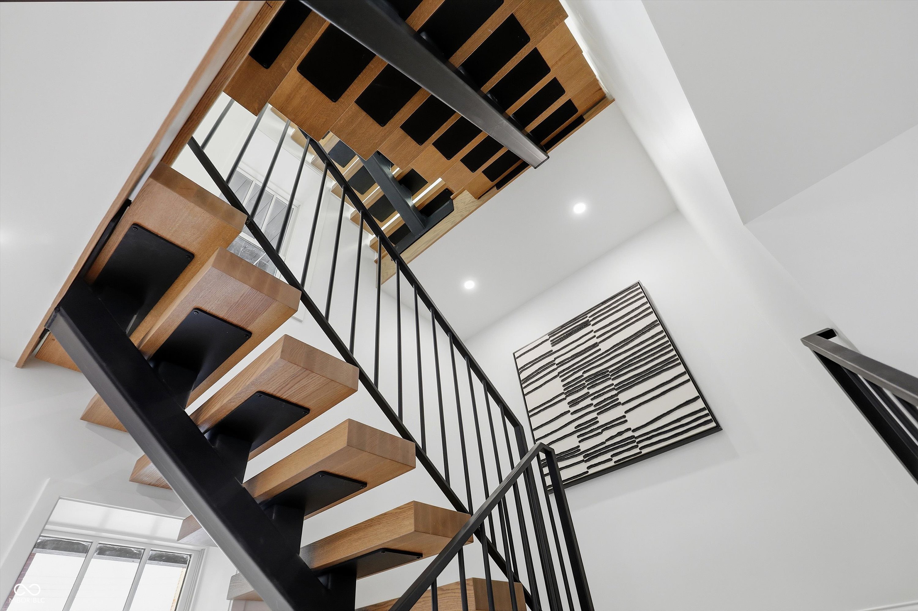 723 North Cleveland Street Indianapolis, IN 46202 - Photo 36 of 70