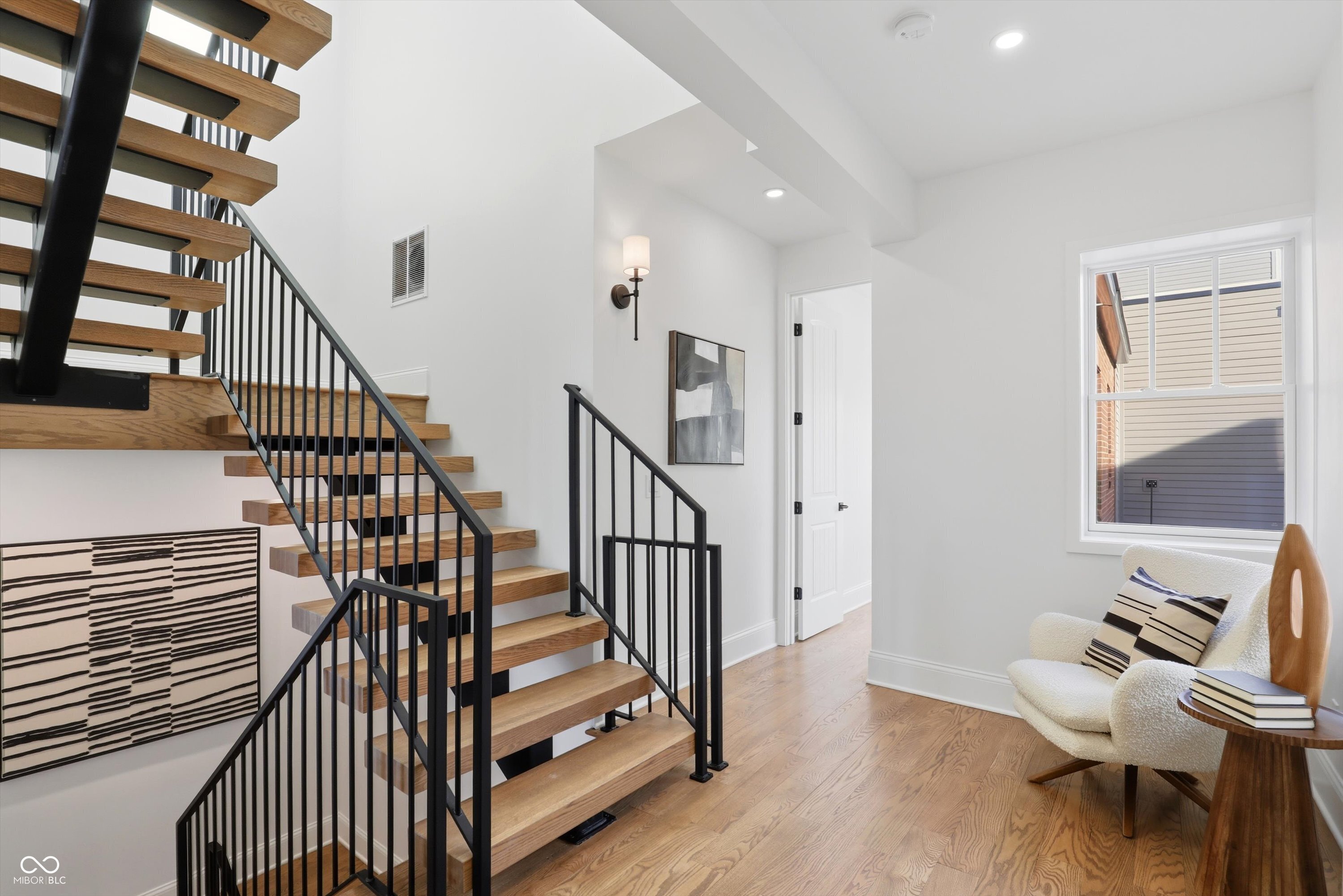 723 North Cleveland Street Indianapolis, IN 46202 - Photo 38 of 70