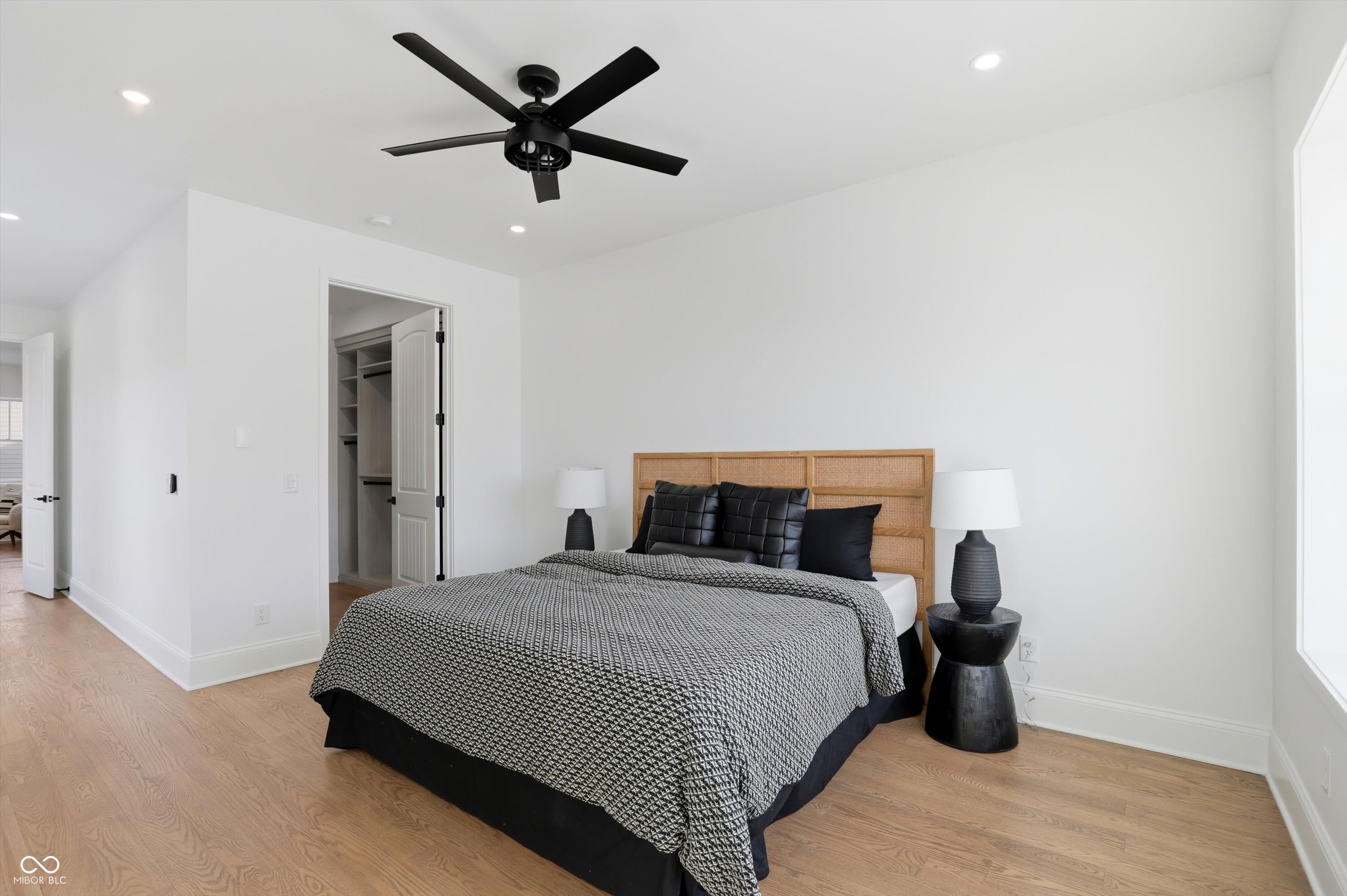 723 North Cleveland Street Indianapolis, IN 46202 - Photo 39 of 70