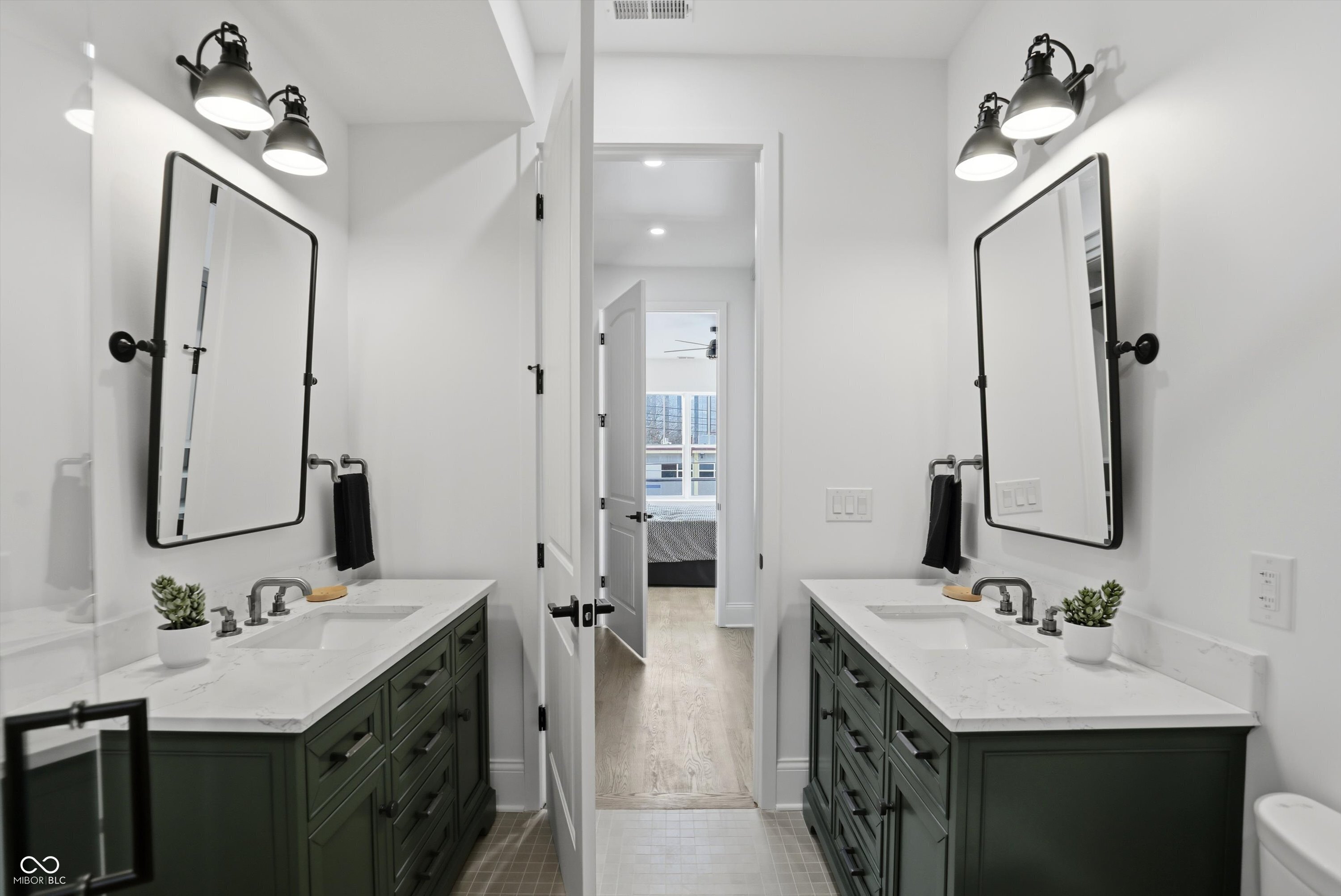 723 North Cleveland Street Indianapolis, IN 46202 - Photo 43 of 70