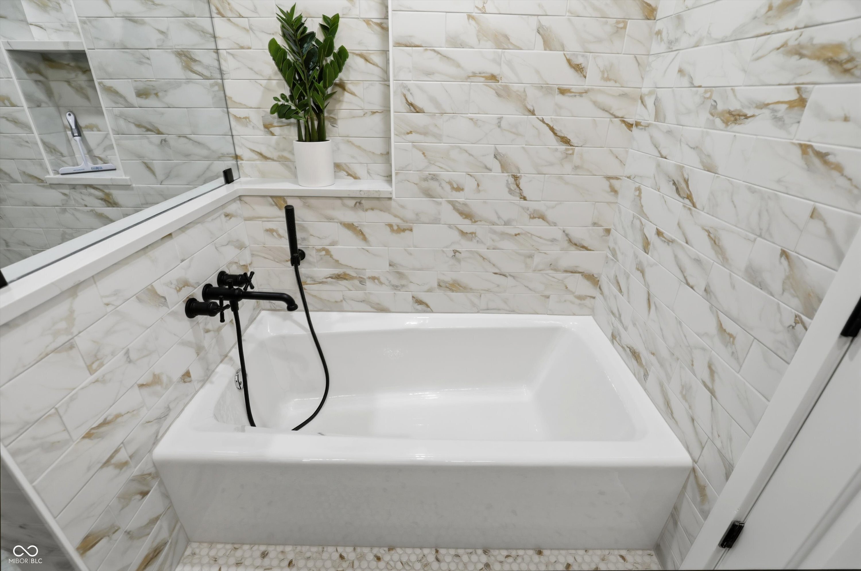 723 North Cleveland Street Indianapolis, IN 46202 - Photo 50 of 70