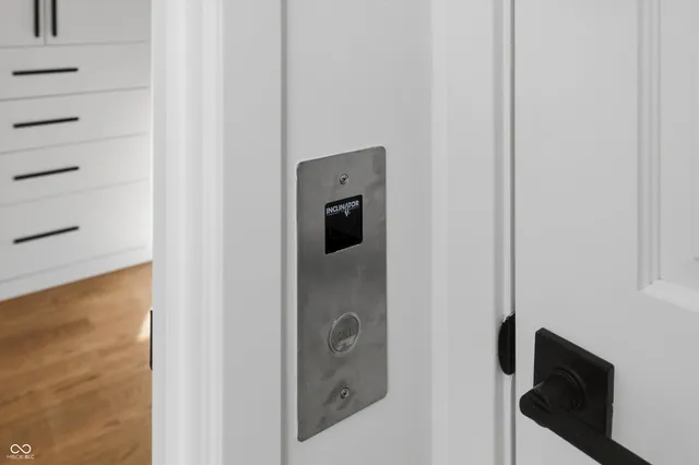 $1,299,999 | 723 North Cleveland Street, Indianapolis, IN 46202