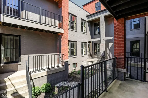 $1,200,000 | 723 North Cleveland Street, Indianapolis, IN 46202