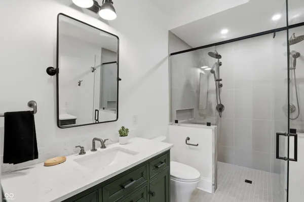 $1,200,000 | 723 North Cleveland Street, Indianapolis, IN 46202