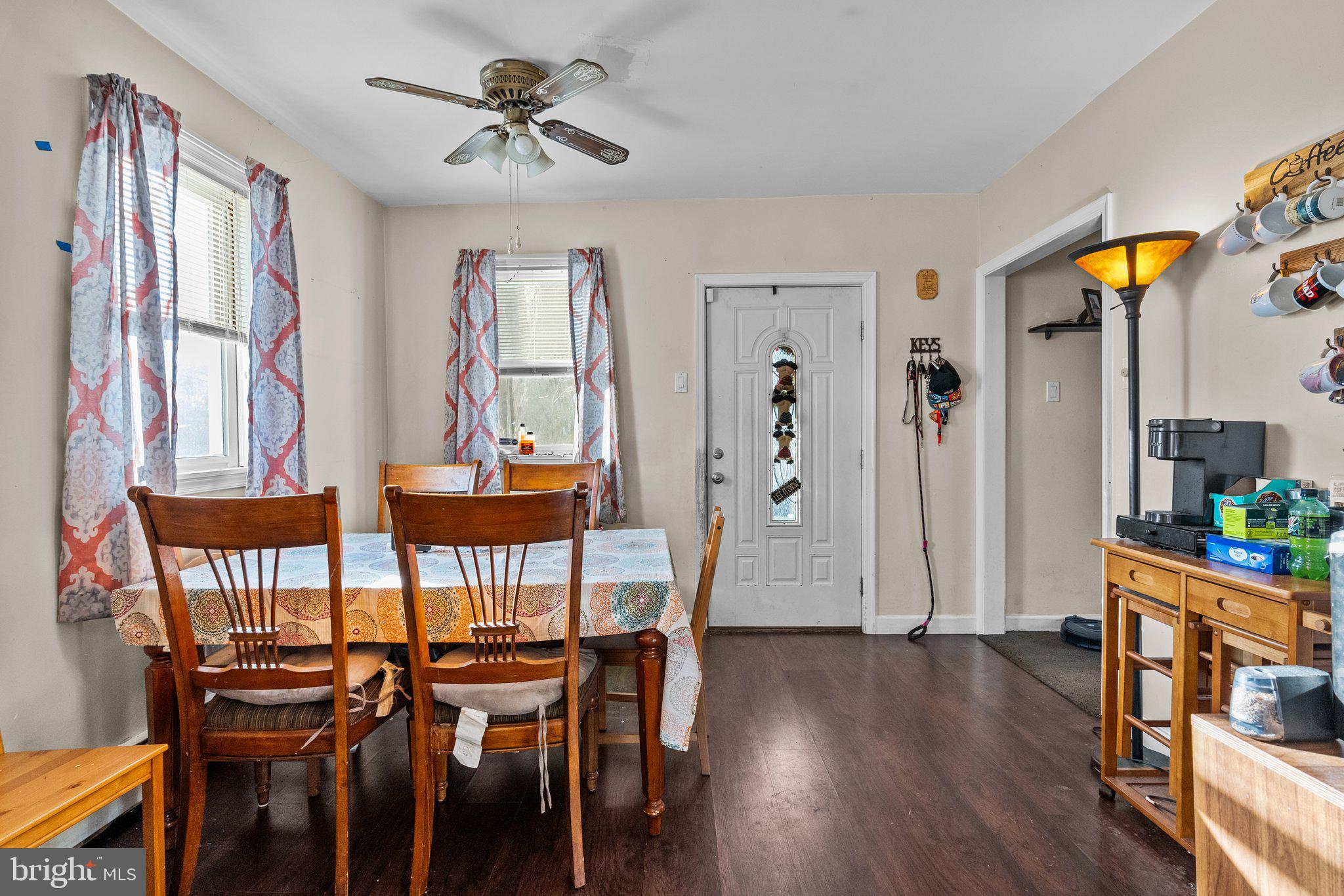 3153 Moore Avenue Bensalem, PA 19020 - Photo 4 of 25 Gallery Image 4