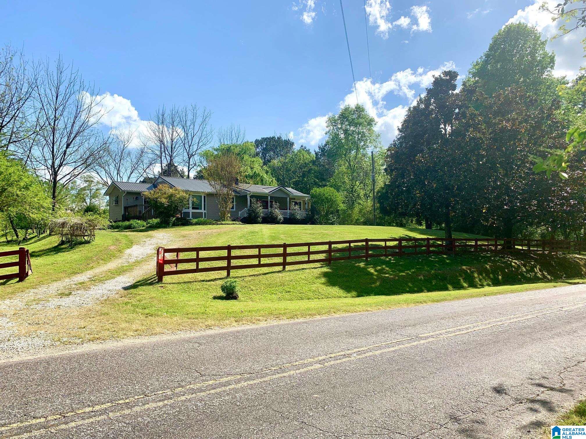 3676 County Road 66 Heflin, AL 36264 - Photo 2 of 40