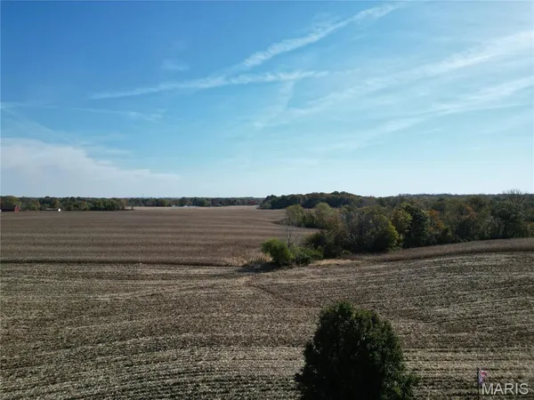 $205,000 | 5 Mozart Place, Millstadt, IL 62260