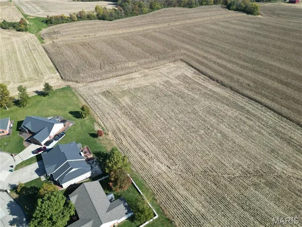 $205,000 | 5 Mozart Place, Millstadt, IL 62260