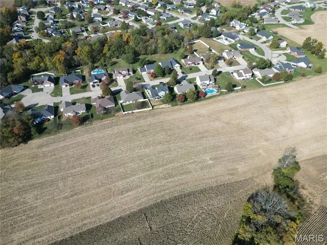 $205,000 | 5 Mozart Place, Millstadt, IL 62260