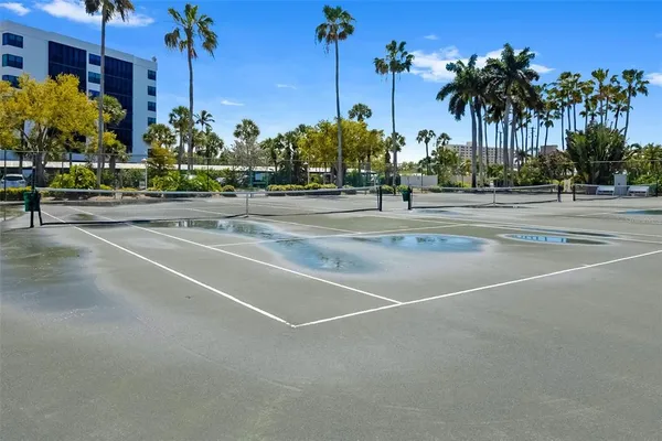 $1,500,000 | 1280 Dolphin Bay Way, Unit 504, Sarasota, FL 34242
