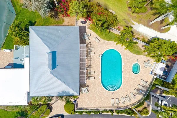 $1,500,000 | 1280 Dolphin Bay Way, Unit 504, Sarasota, FL 34242