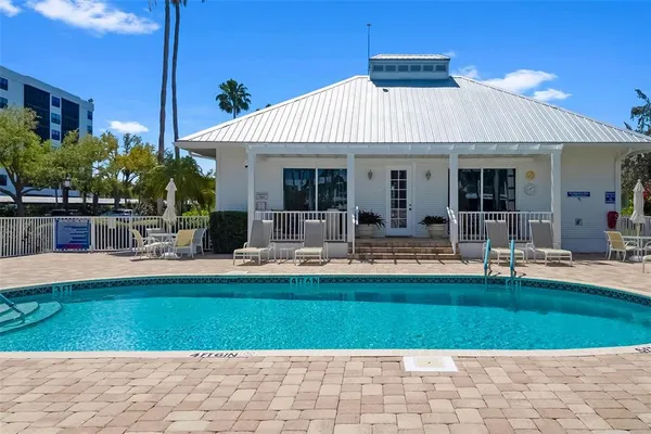 $1,500,000 | 1280 Dolphin Bay Way, Unit 504, Sarasota, FL 34242