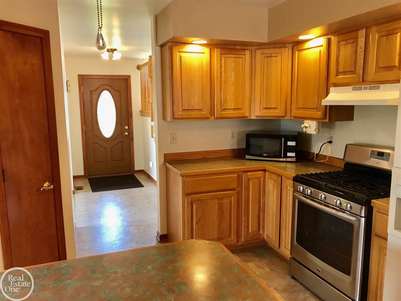 3822 North Road North Street, MI 48049 - Photo 20 of 43 31358068-19.JPG
