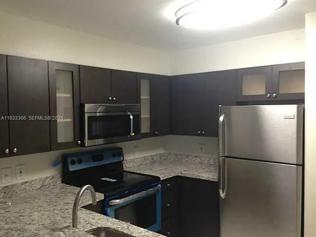 $3,100 | 4350 Northwest 107th Avenue, Unit 102, Doral, FL 33178