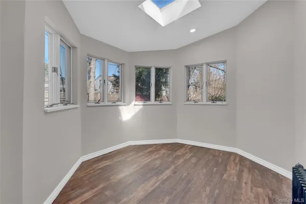 $975,000 | 154 California Avenue, Freeport, NY 11520