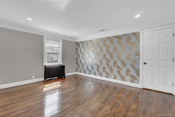 $975,000 | 154 California Avenue, Freeport, NY 11520