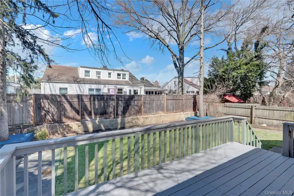 $975,000 | 154 California Avenue, Freeport, NY 11520