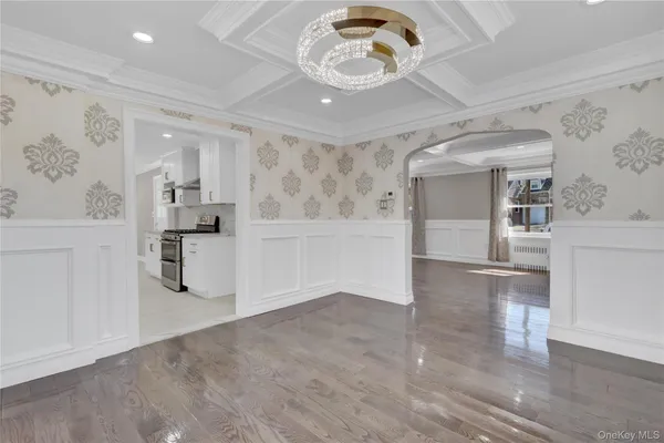 $975,000 | 154 California Avenue, Freeport, NY 11520