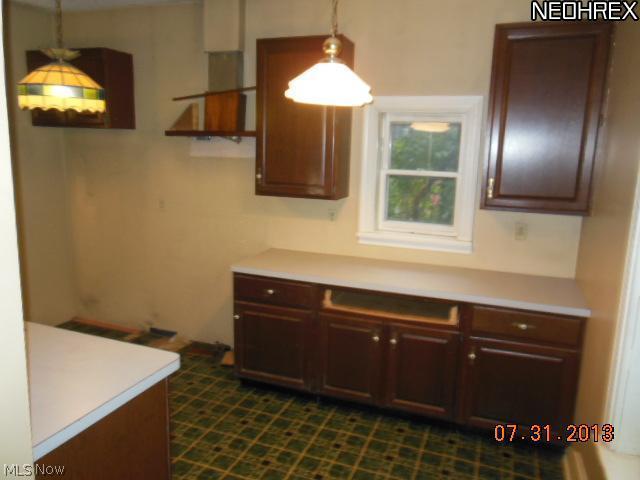 19102 Diagonal Road Lagrange, OH 44050 - Photo 6 of 12 Gallery Image 6