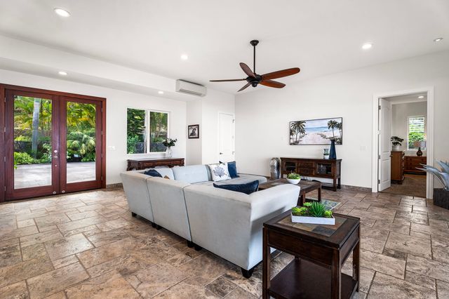 $2,400,000 | 76-6379 Kilohana Street, Kailua-Kona, HI 96740