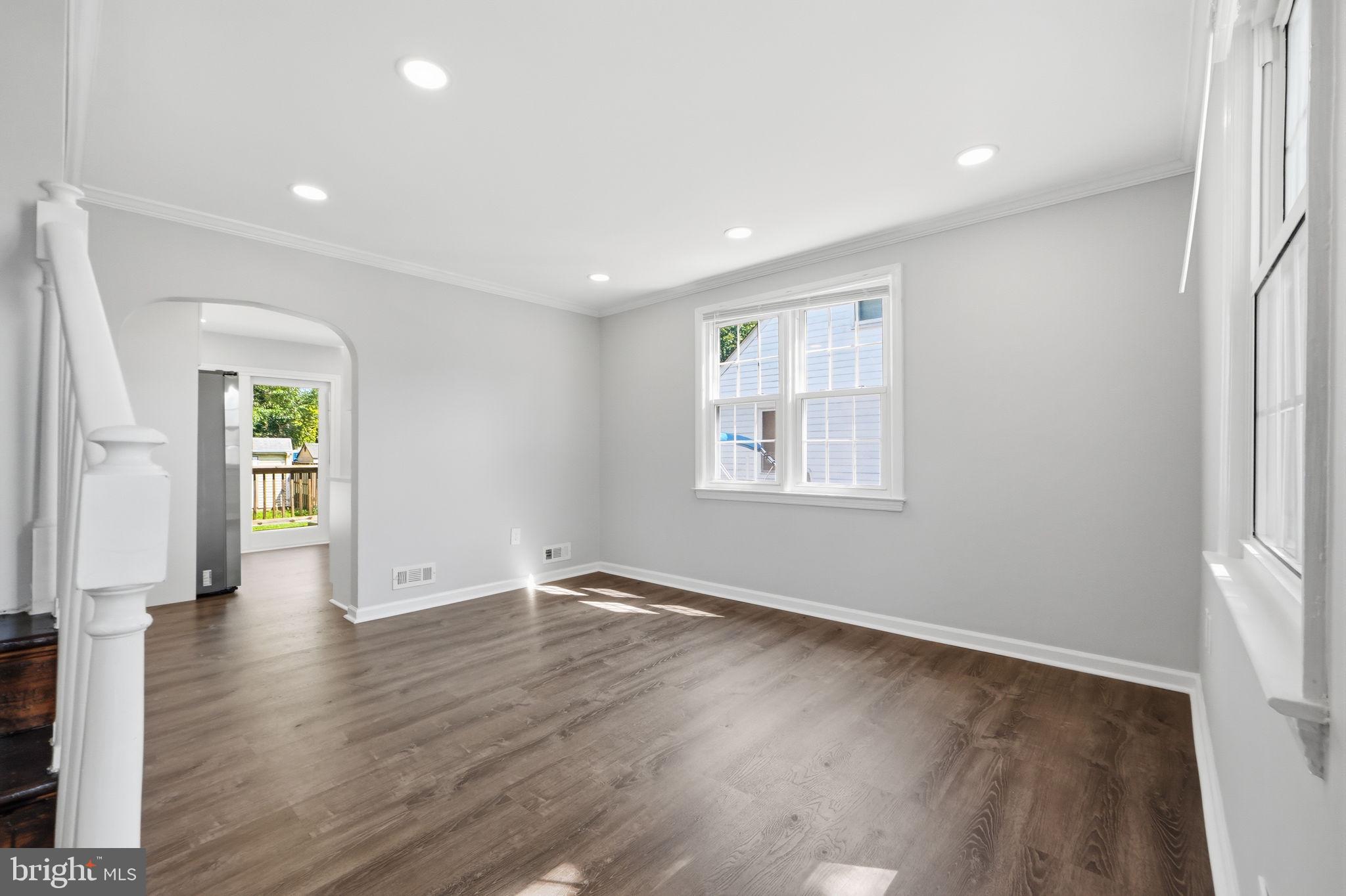 176 Carroll Road Pasadena, MD 21122 - Photo 10 of 42