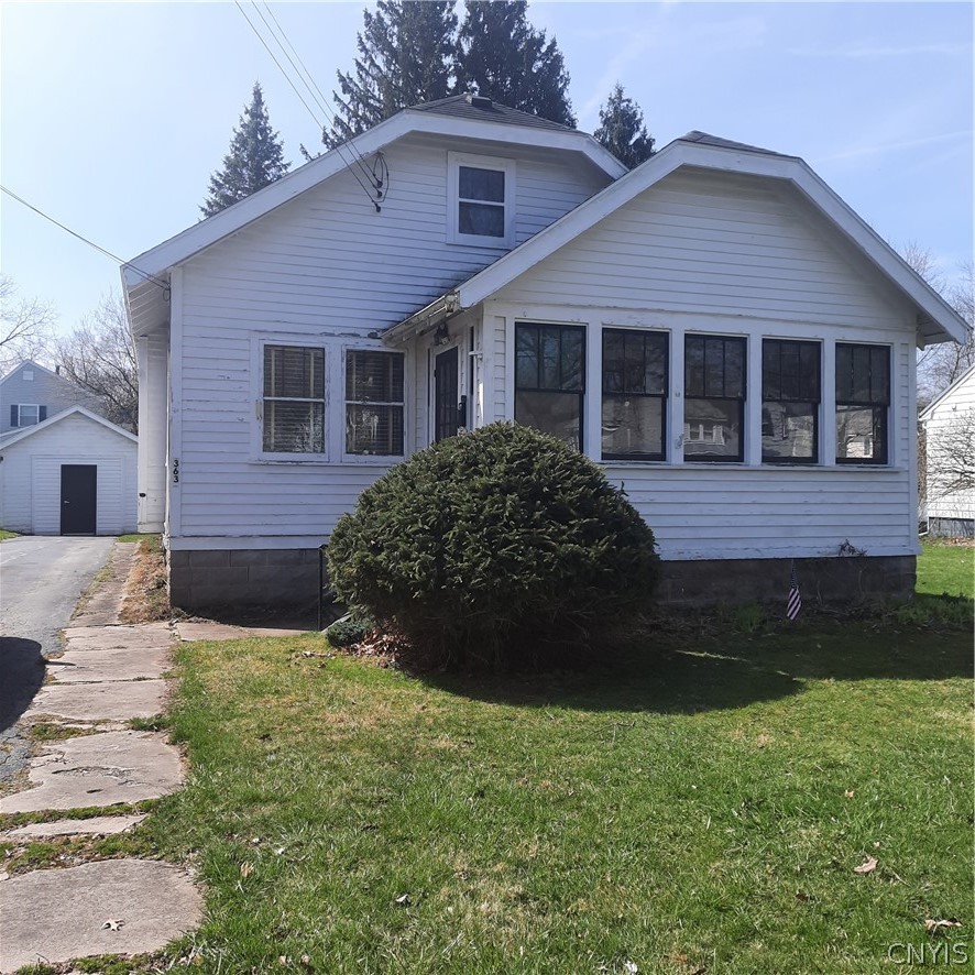 363 Cleveland Avenue Oneida, NY 13421 - Photo 1 of 1 Front View