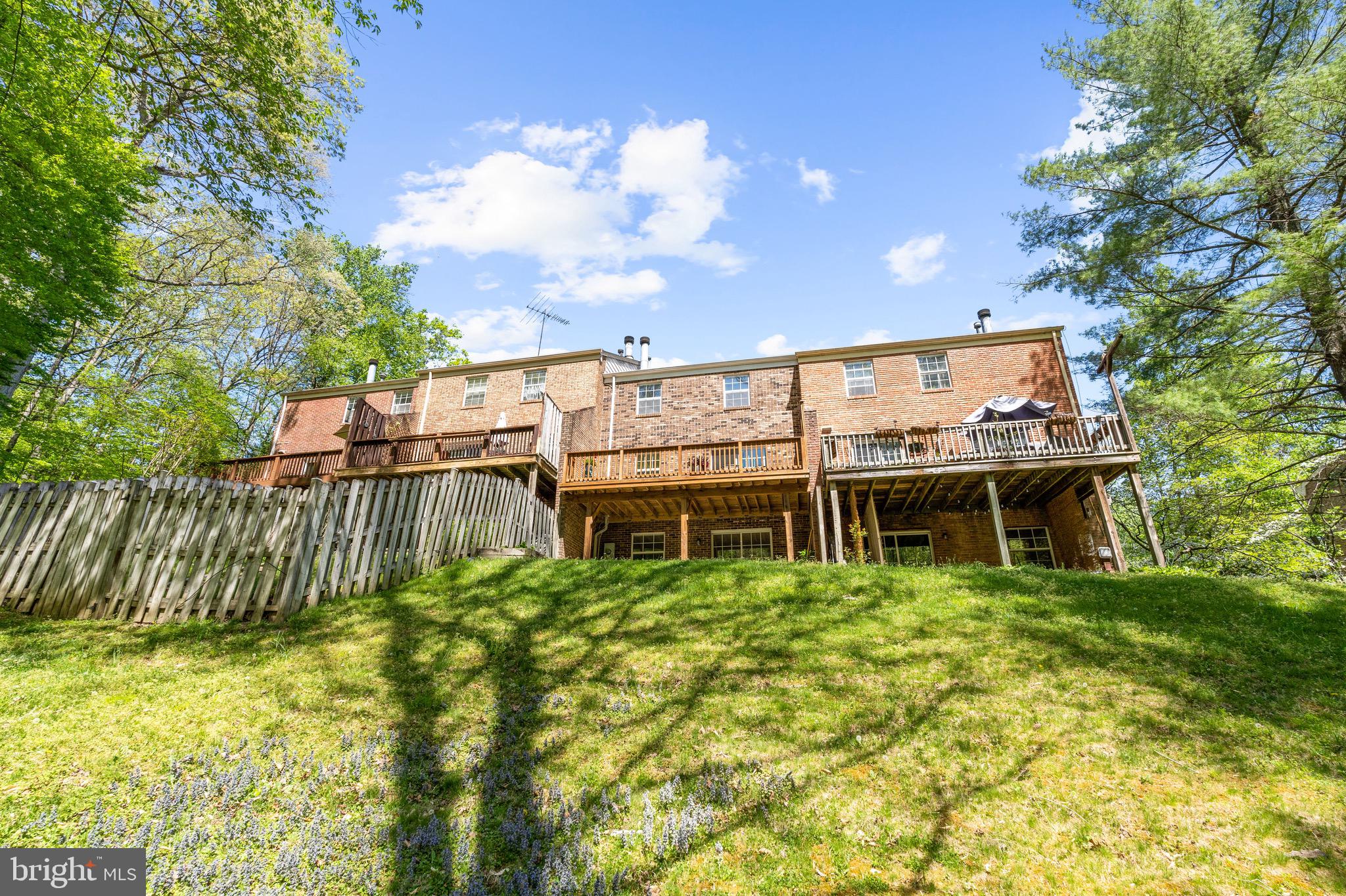 8939 Park Forest Drive Springfield, VA 22152 - Photo 46 of 48