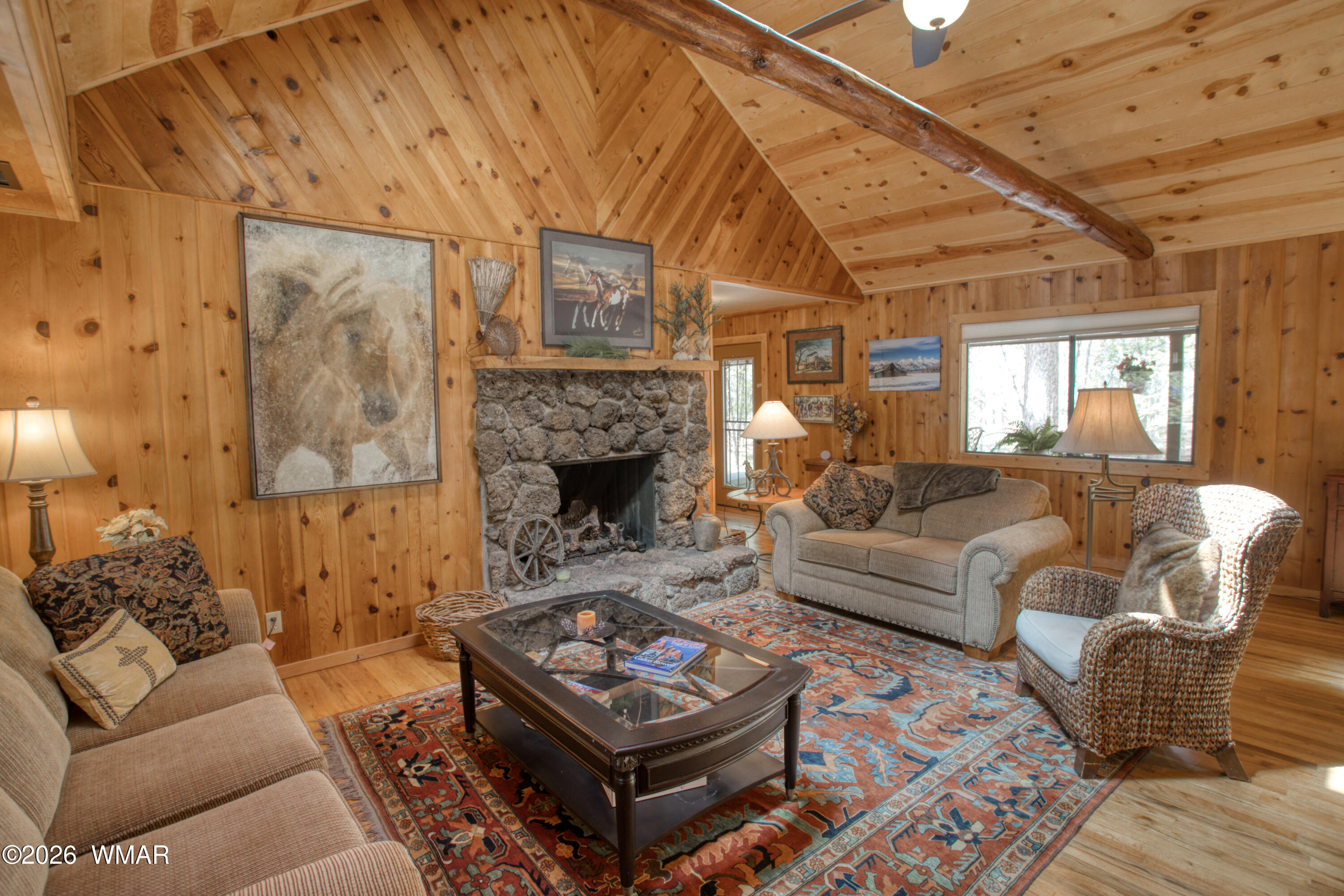 2982 Hummingbird Lane Pinetop, AZ 85935 - Photo 4 of 36 Living Room