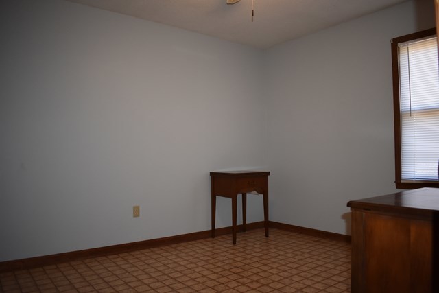 135 Taylor Road Gray, GA 31032 - Photo 18 of 28 a view of an empty room and window
