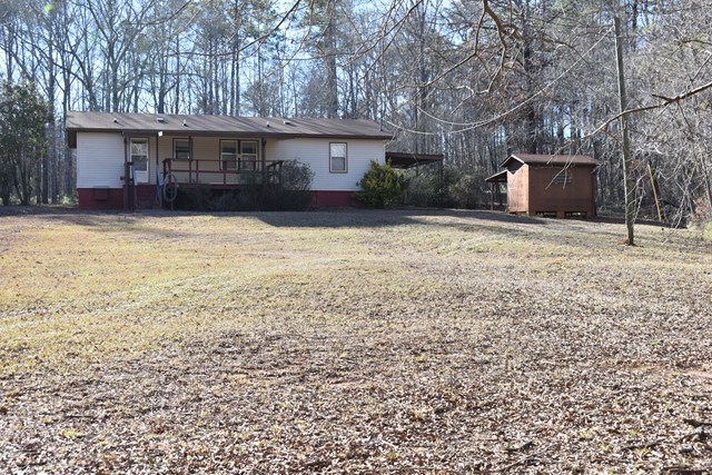 135 Taylor Road Gray, GA 31032 - Photo 26 of 28 a backyard of a house